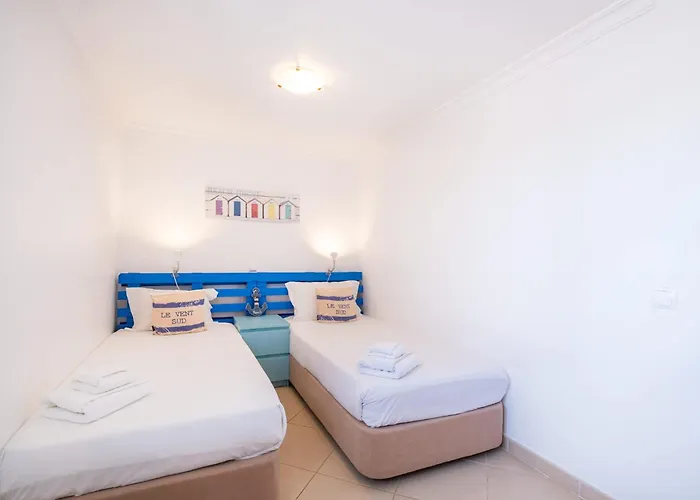 Margarida - Ping Pong Table Apartment *