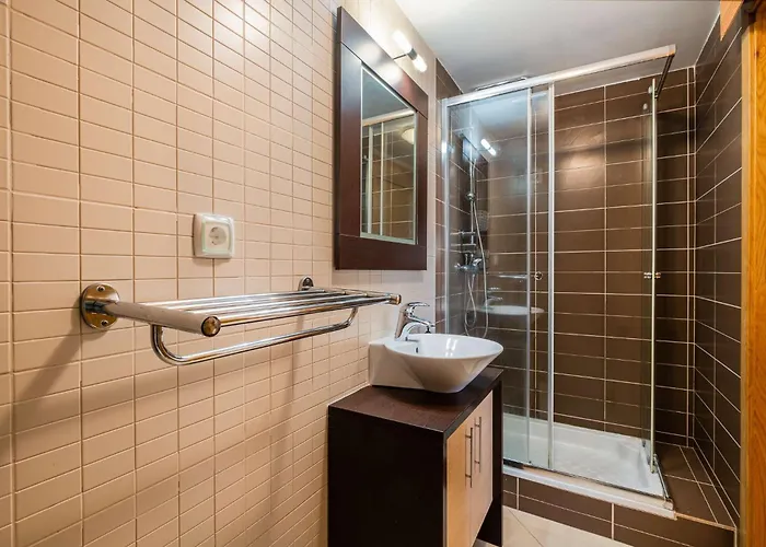 Margarida - Ping Pong Table